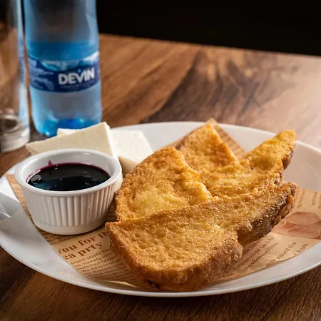 Valemo House מלון דבין