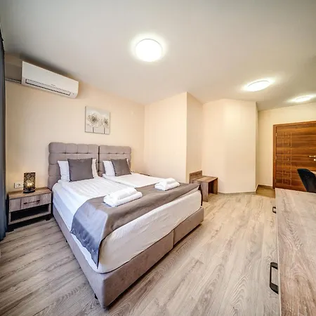 Valemo House מלון דבין