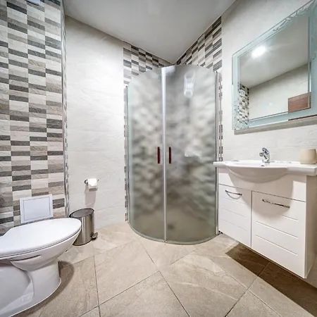 Valemo House מלון *